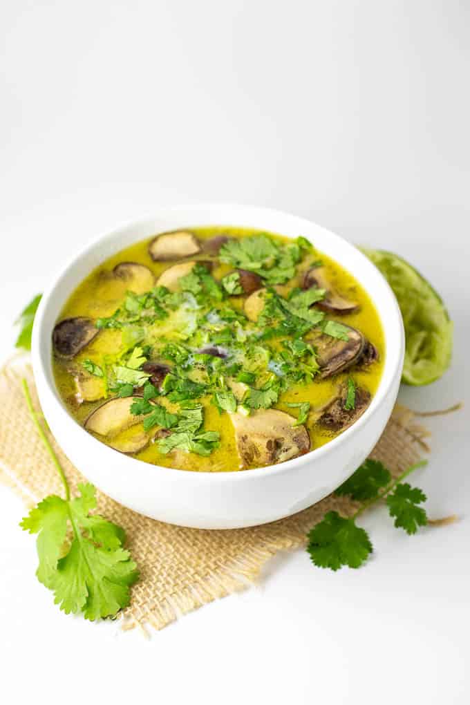 Keto Vegan Curried Cauliflower and Mushroom Soup