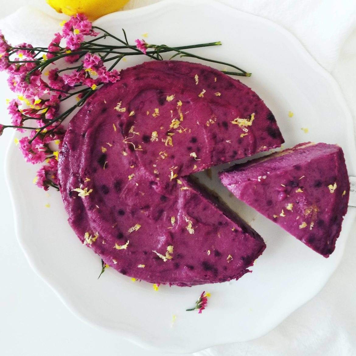 Raw vegan superfood cake made from lucuna and tahini